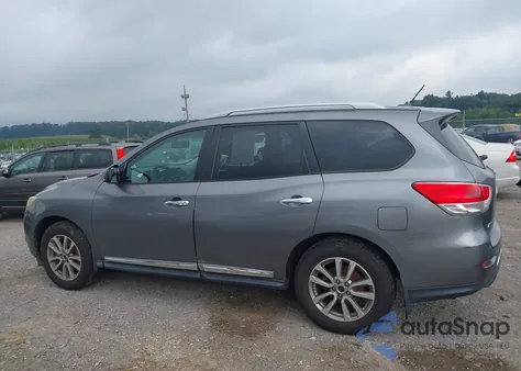 2015 Nissan Pathfinder Sl z USA, uszkodzony, nr VIN 5N1AR2MMXFC680933
